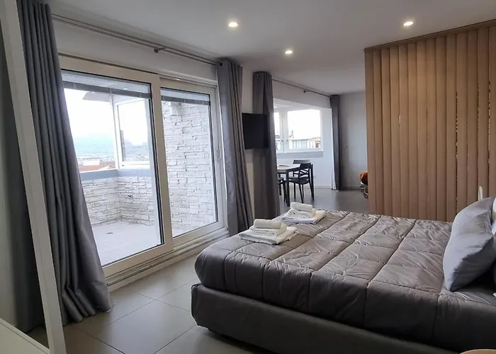 Belvedere Piazzetta House